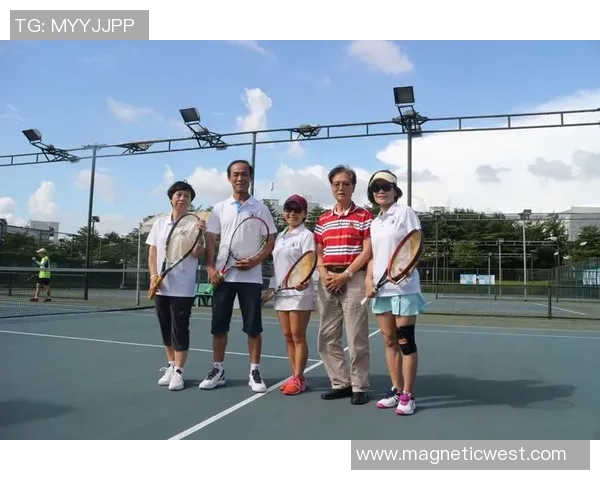 赛后分析:西安网球队与成都网球队在比赛中的灵活性对比探讨 赛后分析:西安网球队与成都网球队在比赛中的灵活性对比探讨