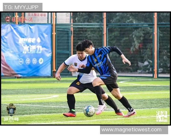 足球巨星退役后重返赛场再创辉煌引发球迷热议与期待